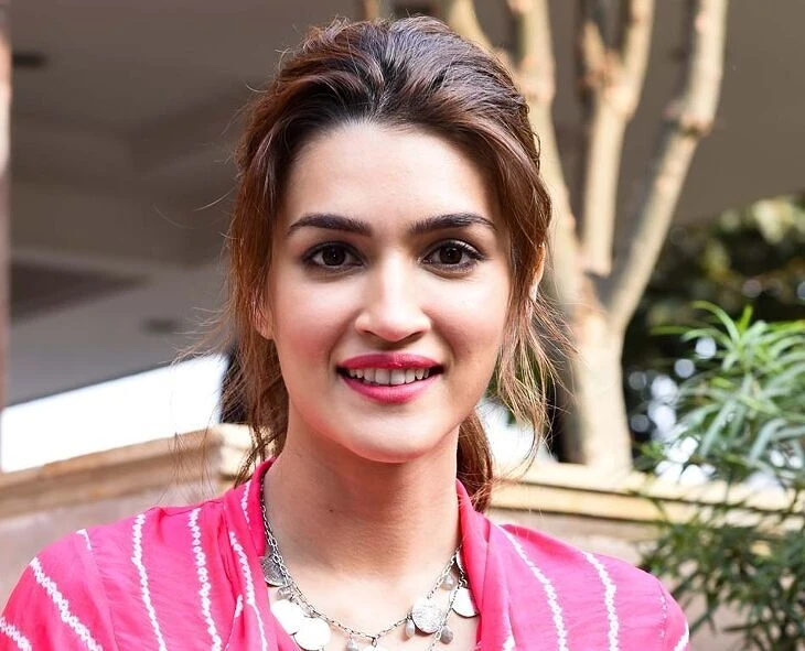 বিয়ে নিয়ে প্রশ্ন করতেই মেজাজ হারালেন কৃতী শ্যানন