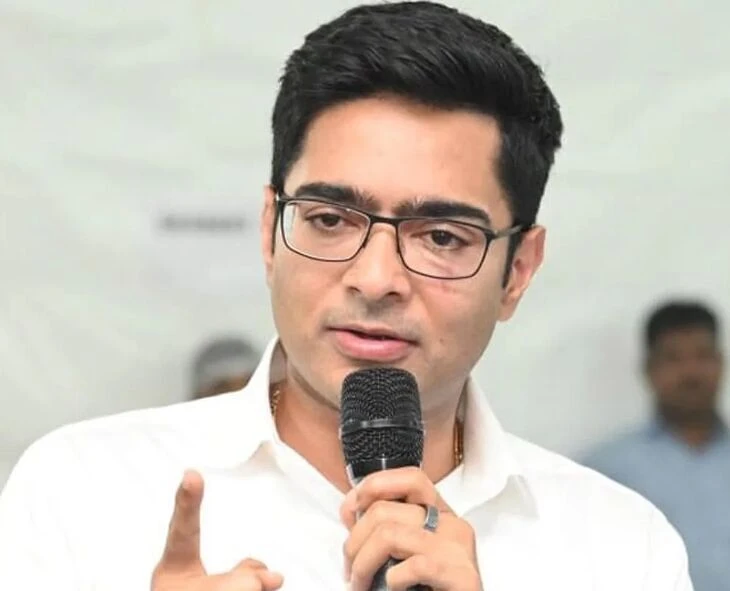 বিজেপি ঘাড় ভেঙে দেওয়ার মন্তব্যে অভিষেক বন্দ্যোপাধ্যায়ের প্রচার নিষিদ্ধ করার দাবি জানাল বিজেপি