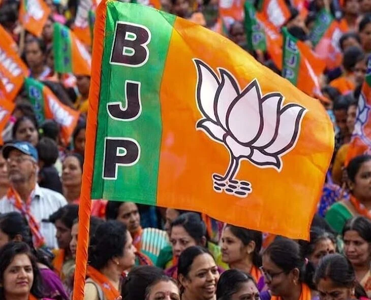 কৃষ্ণনগর উত্তরে বিজেপির প্রার্থী দ্বন্দ্বে চরম অস্বস্তিতে গেরুয়া শিবির