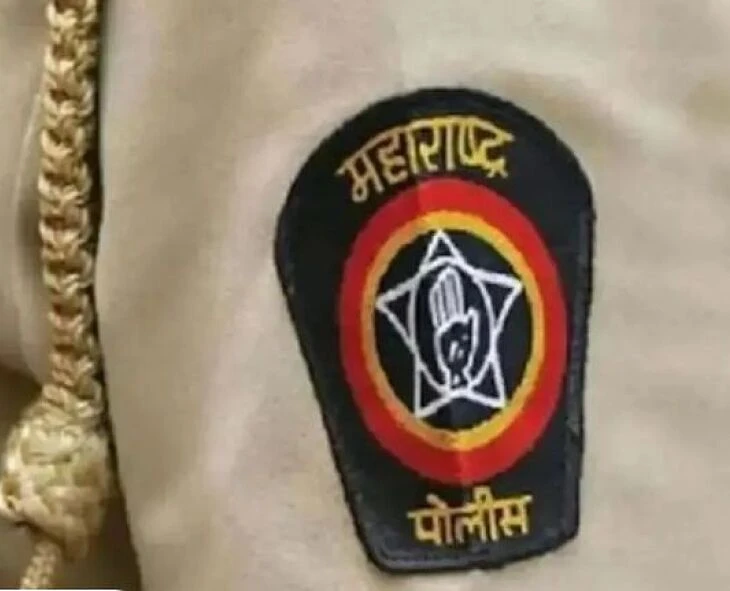 TCS-এ মহিলা পুলিশের আন্ডারকভার অভিযান