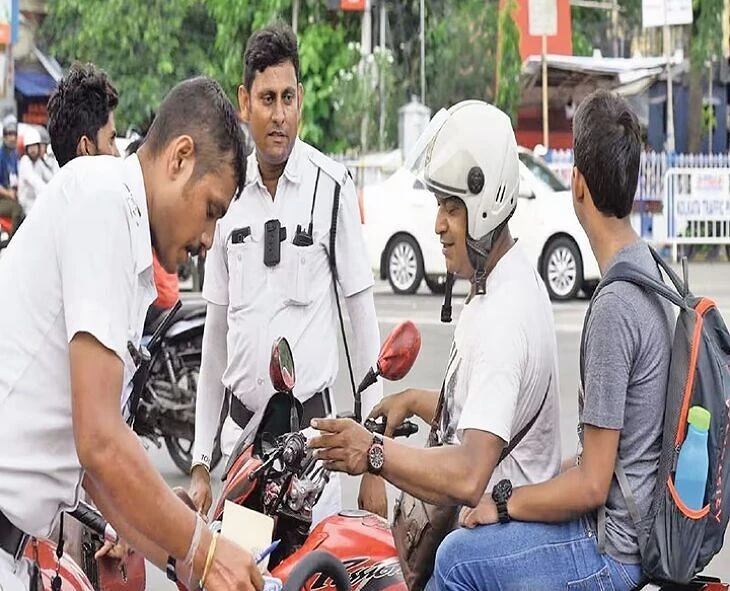 चुनाव आयोग ने थामी बाइक की रफ्तार, बंगाल में मतदान से पहले कड़े प्रतिबंध लागू