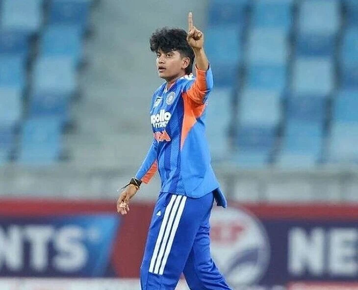 टी20 क्रिकेट में श्रीचरणी का ऐतिहासिक कीर्तिमान! तोड़ा वर्षों पुराना विश्व रिकॉर्ड